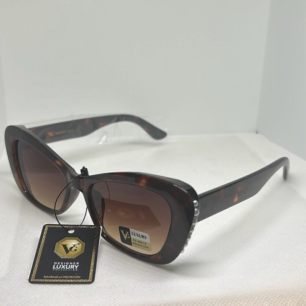 VG Women’s Tortoise Cat Eye Sunglasses